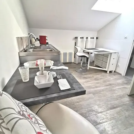 Neuf Garance 35 M2 Salin De Giraud Apartmán