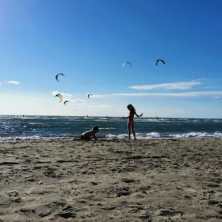 Neuf Garance 35 M2 Salin De Giraud * Αρλ